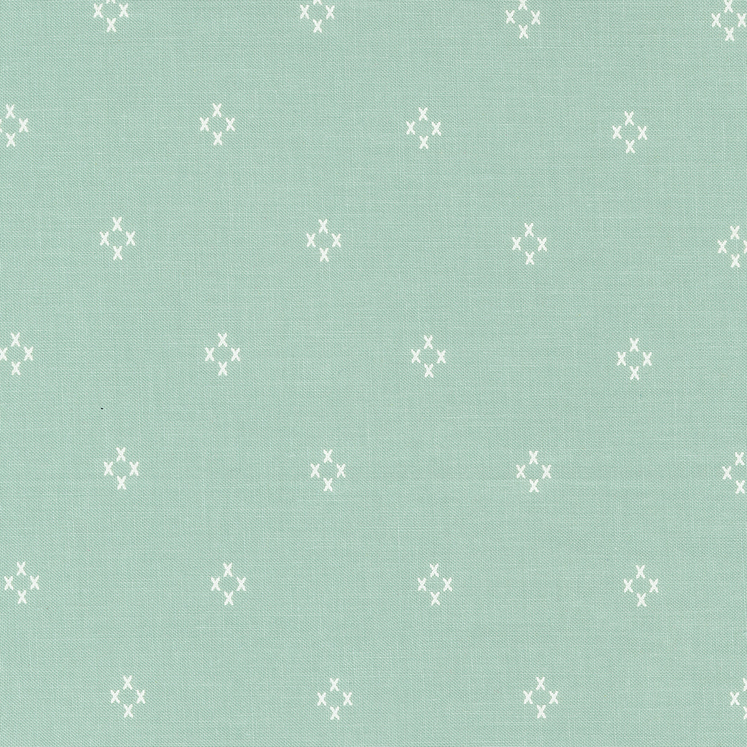 Seaglass Summer Cross My Heart Ocean Air Fat Quarter (Moda)