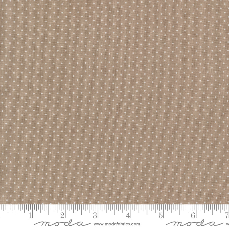 Sun-Drenched Farmhouse Dot Stone Fat Quarter (Moda)