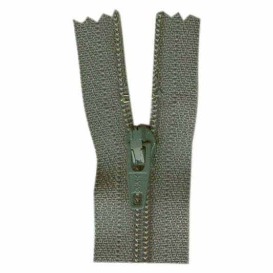 16" Closed-End Zipper - Rail